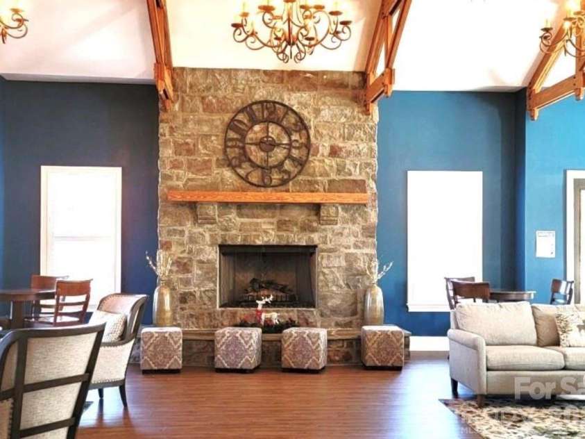 9748 Elgin Moor Road, Charlotte, NC 28278.  MLS# CAR4394535, YatesRealty ID 35694. 