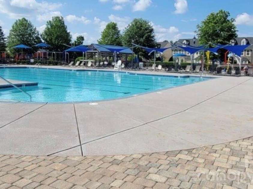 9748 Elgin Moor Road, Charlotte, NC 28278.  MLS# CAR4394535, YatesRealty ID 35694. 