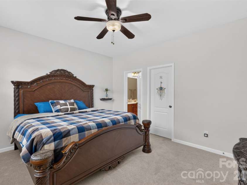 18347 The Commons Boulevard, Cornelius, NC 28031.  MLS# CAR4396500, YatesRealty ID 35695. 