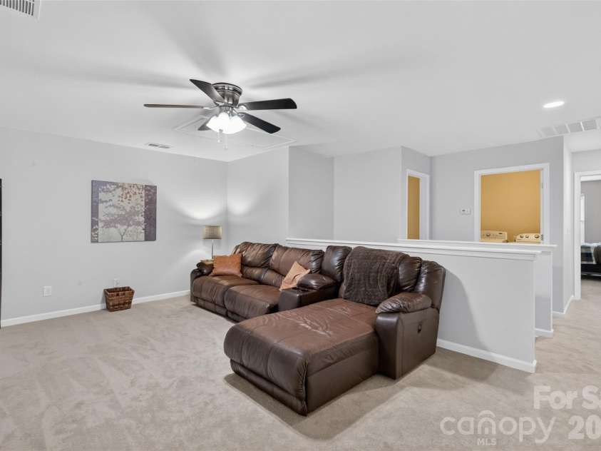 18347 The Commons Boulevard, Cornelius, NC 28031.  MLS# CAR4396500, YatesRealty ID 35695. 