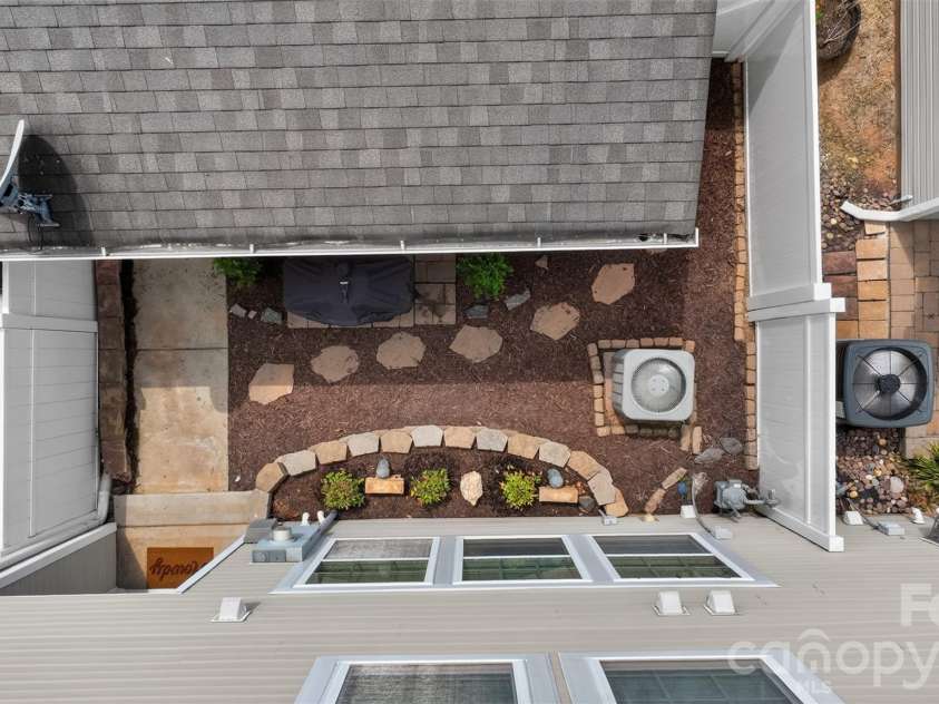 18347 The Commons Boulevard, Cornelius, NC 28031.  MLS# CAR4396500, YatesRealty ID 35695. 