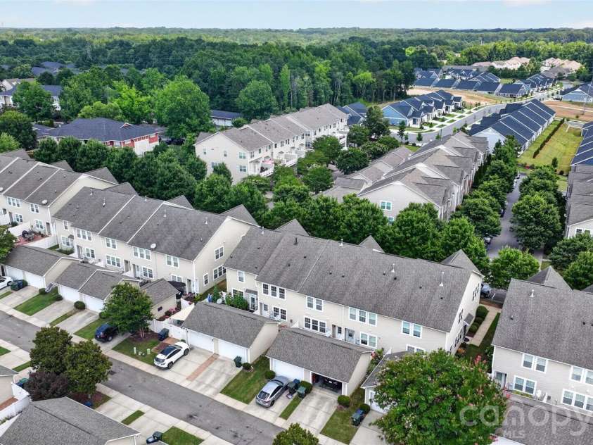 18347 The Commons Boulevard, Cornelius, NC 28031.  MLS# CAR4396500, YatesRealty ID 35695. 