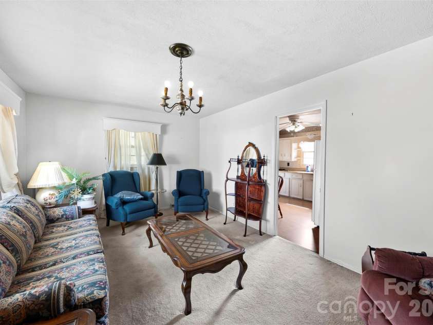 4305 Union Road, Gastonia, NC 28056.  MLS# CAR4398173, YatesRealty ID 35696. 