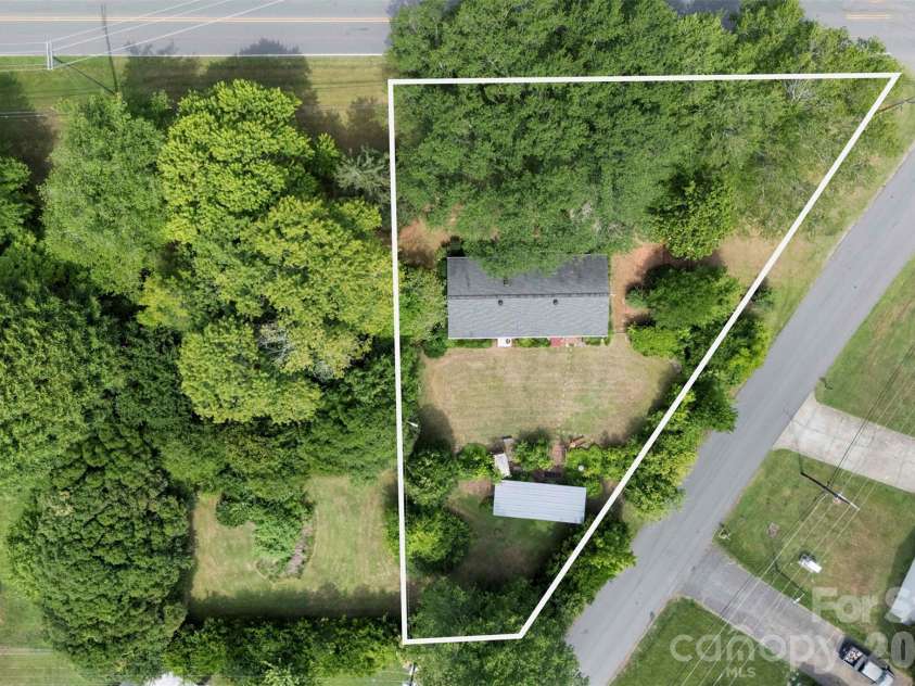 4305 Union Road, Gastonia, NC 28056.  MLS# CAR4398173, YatesRealty ID 35696. 