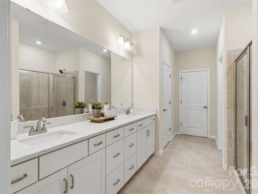 14503 Holbrooks Road, Huntersville, NC 28078.  MLS# CAR4416075, YatesRealty ID 35697. 