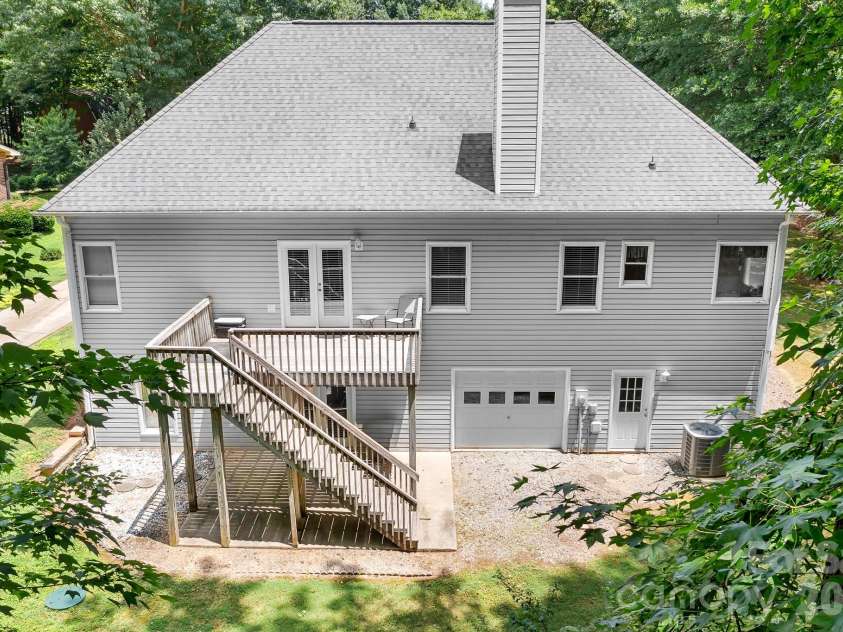 135 Pinecroft Court, Troutman, NC 28166.  MLS# CAR4399522, YatesRealty ID 35699. 