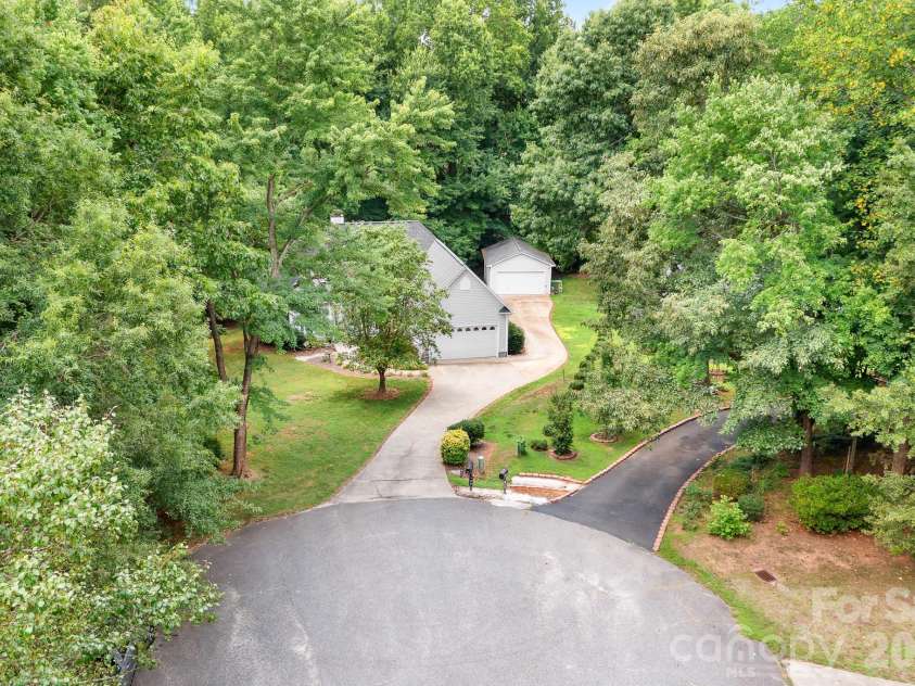 135 Pinecroft Court, Troutman, NC 28166.  MLS# CAR4399522, YatesRealty ID 35699. 