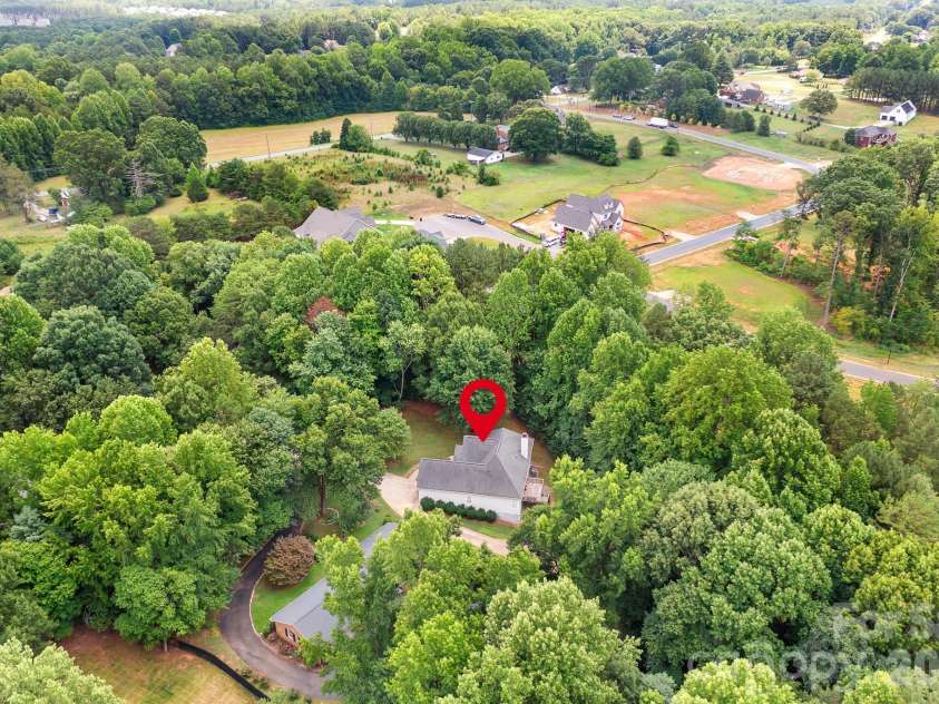 135 Pinecroft Court, Troutman, NC 28166.  MLS# CAR4399522, YatesRealty ID 35699. 