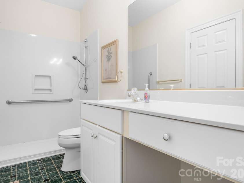 135 Pinecroft Court, Troutman, NC 28166.  MLS# CAR4399522, YatesRealty ID 35699. 