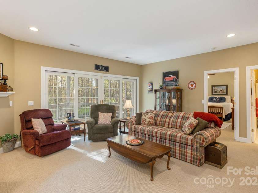 115 Chancery Court, Flat Rock, NC 28731.  MLS# CAR4317018, YatesRealty ID 357. 