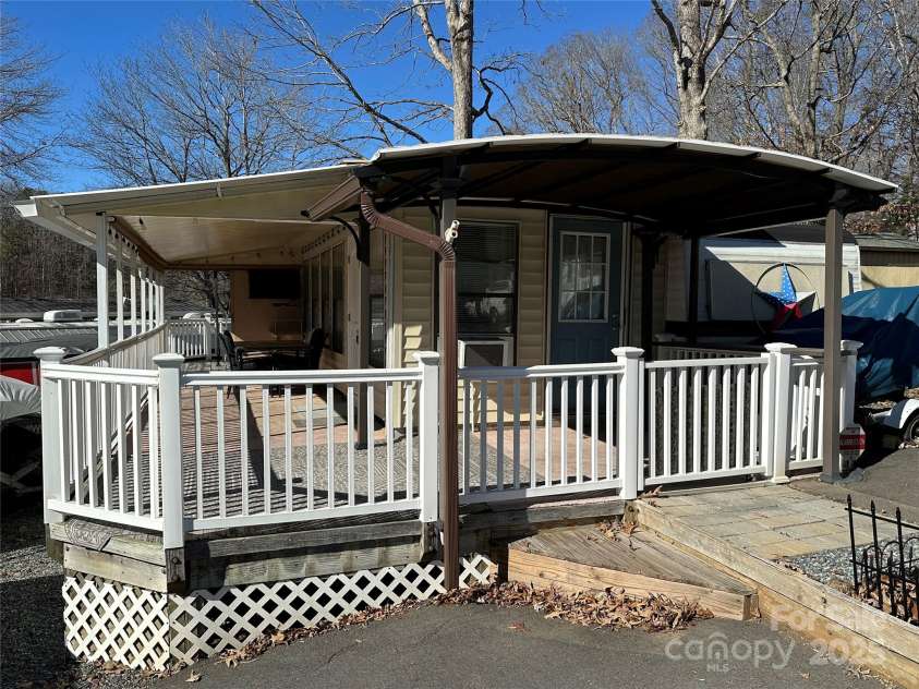 168 Clubhouse Drive, New London, NC 28127.  MLS# CAR4212097, YatesRealty ID 357. 