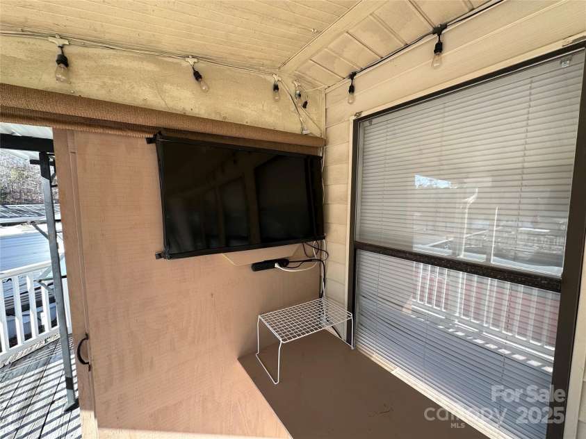 168 Clubhouse Drive, New London, NC 28127.  MLS# CAR4212097, YatesRealty ID 357. 