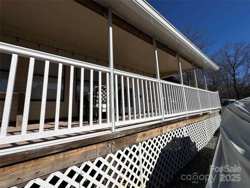 168 Clubhouse Drive, New London, NC 28127.  MLS# CAR4212097, YatesRealty ID 357. 