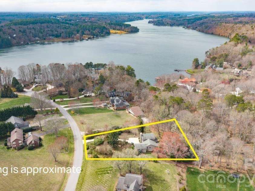 40 Old Field Road, Taylorsville, NC 28681.  MLS# CAR4355319, YatesRealty ID 3570. 