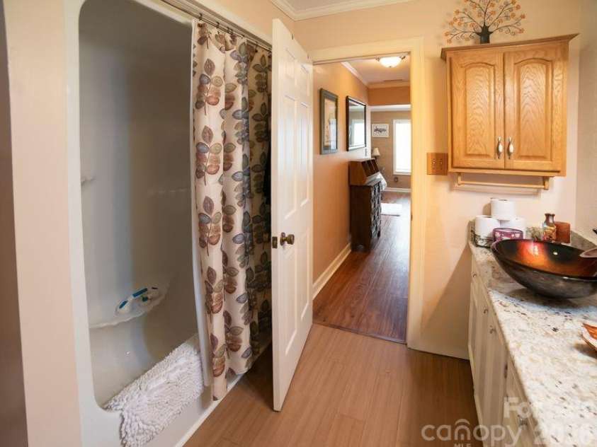 40 Old Field Road, Taylorsville, NC 28681.  MLS# CAR4355319, YatesRealty ID 3570. 