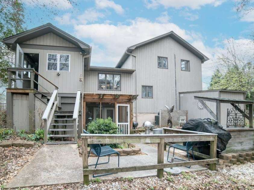 40 Old Field Road, Taylorsville, NC 28681.  MLS# CAR4355319, YatesRealty ID 3570. 