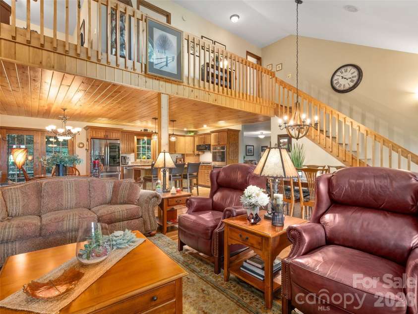 233 Rocky Face Drive, Canton, NC 28716.  MLS# CAR4394616, YatesRealty ID 35700. 