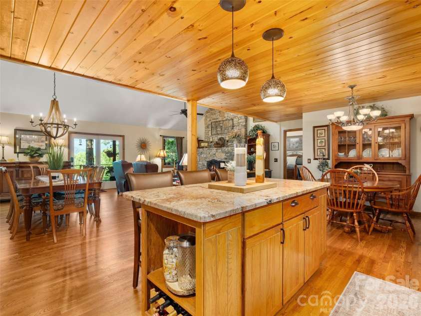 233 Rocky Face Drive, Canton, NC 28716.  MLS# CAR4394616, YatesRealty ID 35700. 