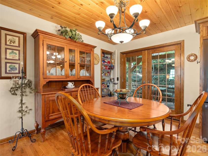 233 Rocky Face Drive, Canton, NC 28716.  MLS# CAR4394616, YatesRealty ID 35700. 