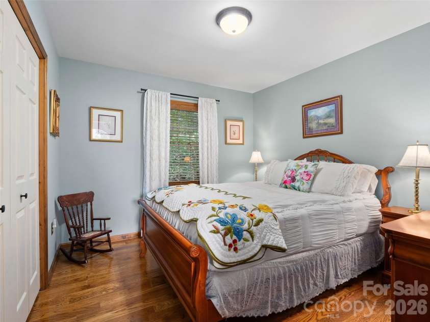 233 Rocky Face Drive, Canton, NC 28716.  MLS# CAR4394616, YatesRealty ID 35700. 