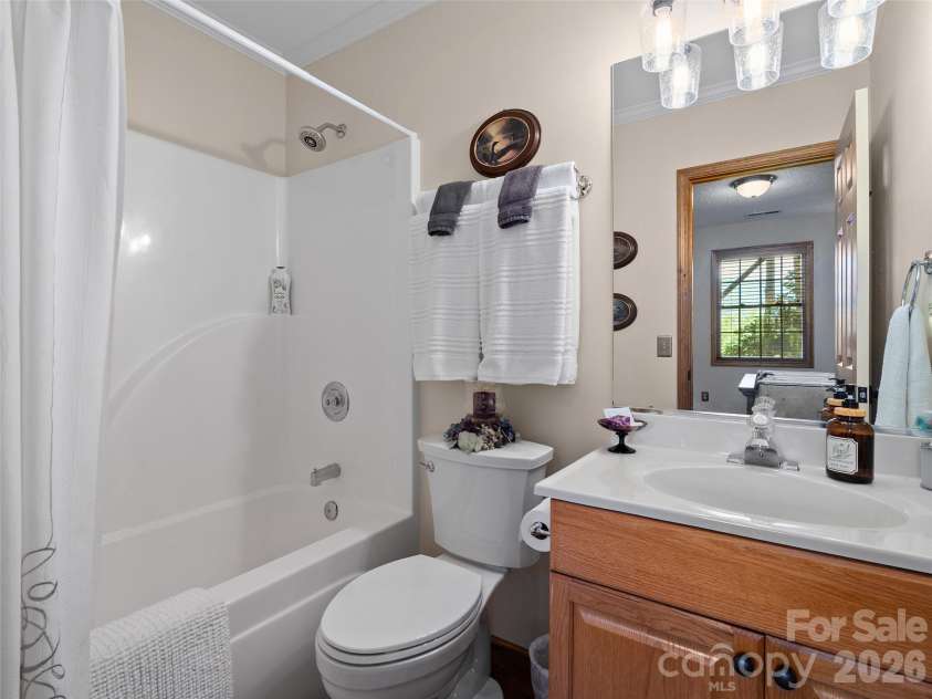 233 Rocky Face Drive, Canton, NC 28716.  MLS# CAR4394616, YatesRealty ID 35700. 