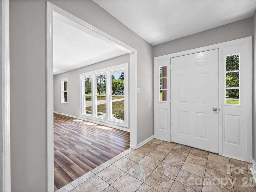3355 Kingsfield Road, Rock Hill, SC 29732.  MLS# CAR4398847, YatesRealty ID 35701. 