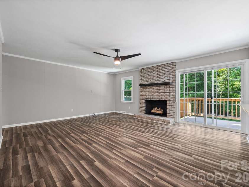 3355 Kingsfield Road, Rock Hill, SC 29732.  MLS# CAR4398847, YatesRealty ID 35701. 