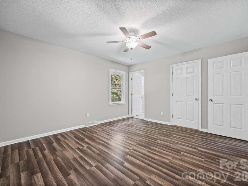 3355 Kingsfield Road, Rock Hill, SC 29732.  MLS# CAR4398847, YatesRealty ID 35701. 