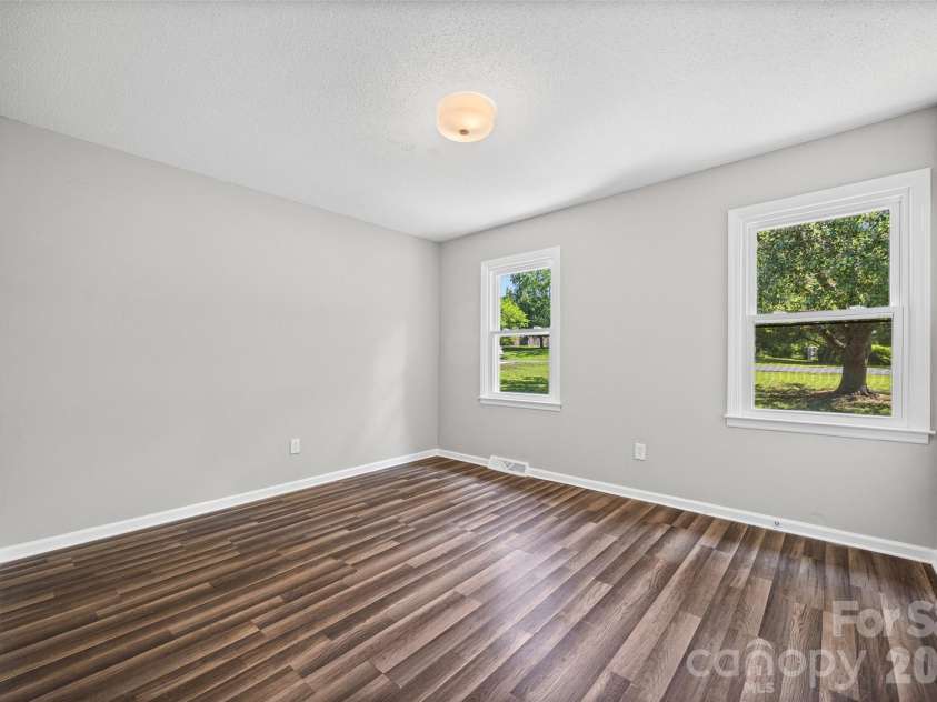3355 Kingsfield Road, Rock Hill, SC 29732.  MLS# CAR4398847, YatesRealty ID 35701. 