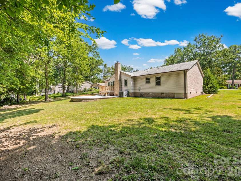 3355 Kingsfield Road, Rock Hill, SC 29732.  MLS# CAR4398847, YatesRealty ID 35701. 