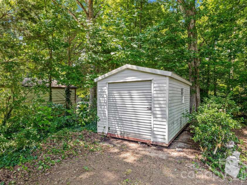 3355 Kingsfield Road, Rock Hill, SC 29732.  MLS# CAR4398847, YatesRealty ID 35701. 