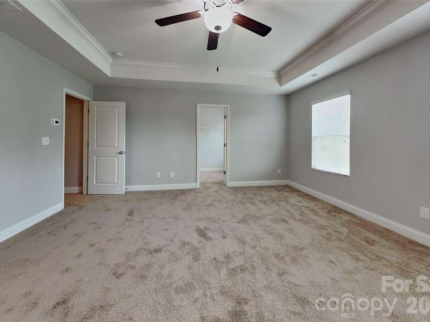14935 Boudins Lane, Charlotte, NC 28278.  MLS# CAR4401426, YatesRealty ID 35702. 