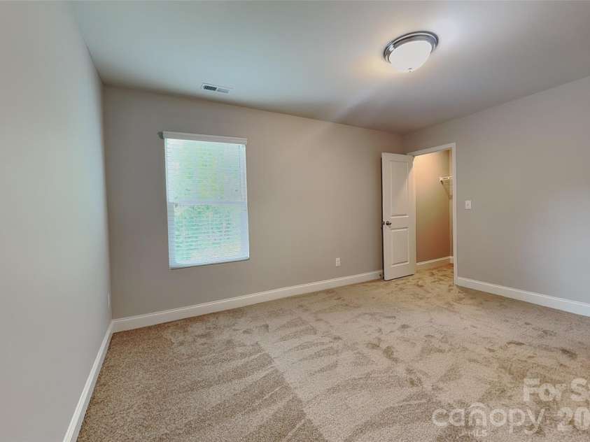 14935 Boudins Lane, Charlotte, NC 28278.  MLS# CAR4401426, YatesRealty ID 35702. 