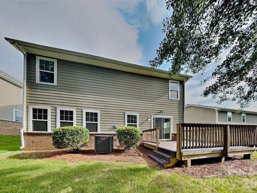 14935 Boudins Lane, Charlotte, NC 28278.  MLS# CAR4401426, YatesRealty ID 35702. 
