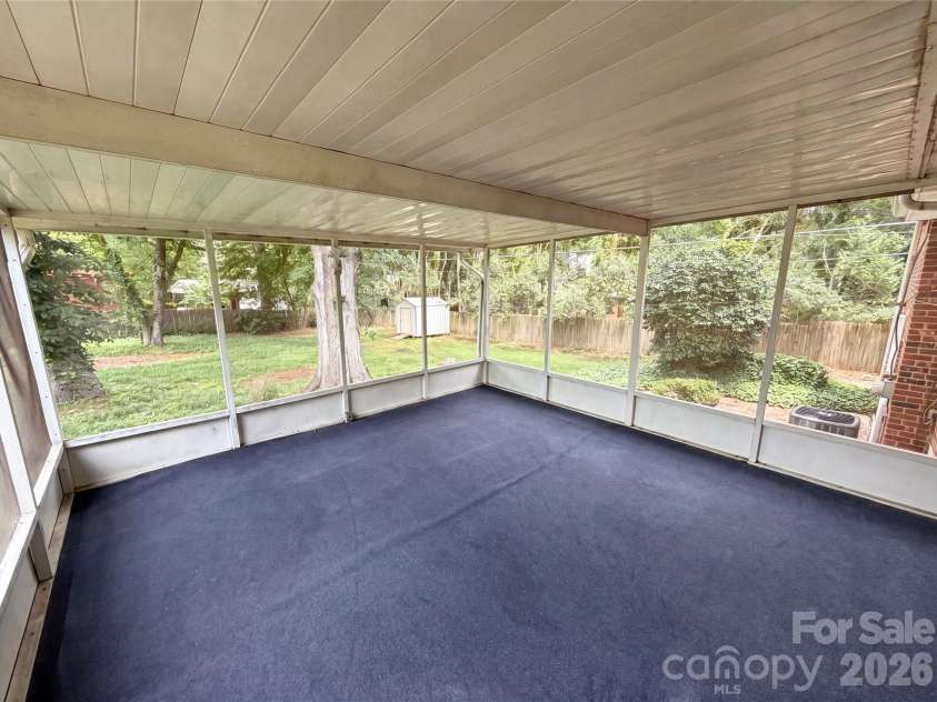 5410 Sharon Road, Charlotte, NC 28210.  MLS# CAR4398224, YatesRealty ID 35705. 