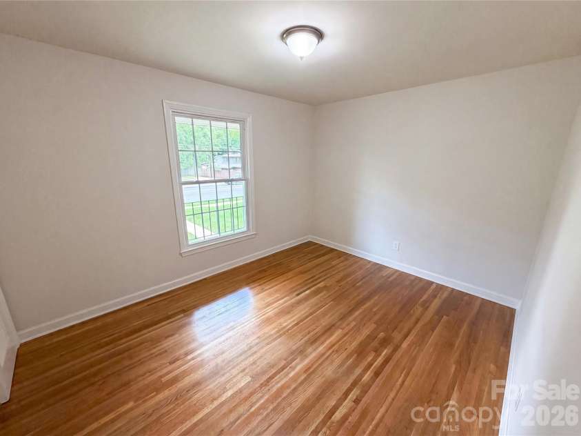 5410 Sharon Road, Charlotte, NC 28210.  MLS# CAR4398224, YatesRealty ID 35705. 