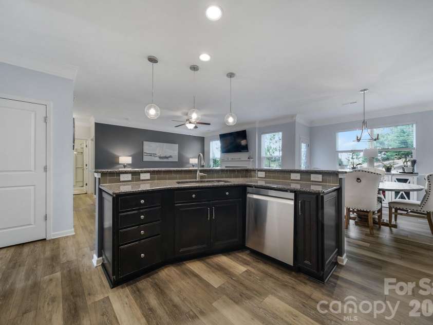 4100 Highgate Lane, Lancaster, SC 29720.  MLS# CAR4394381, YatesRealty ID 35706. 