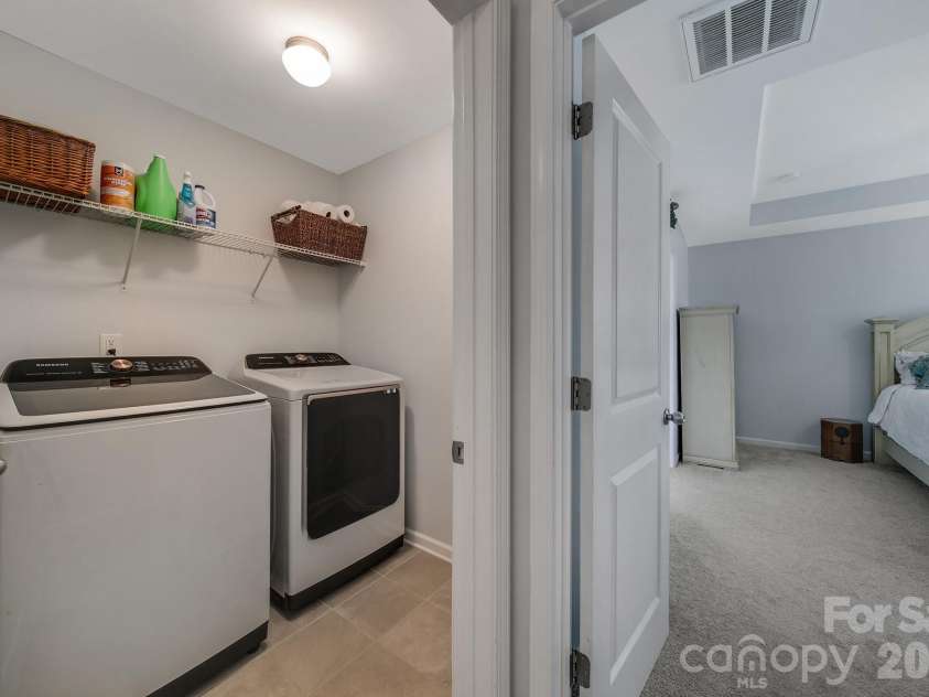 4100 Highgate Lane, Lancaster, SC 29720.  MLS# CAR4394381, YatesRealty ID 35706. 