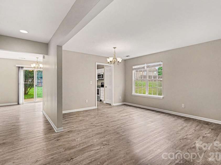 3013 Robin Terry Court, Charlotte, NC 28208.  MLS# CAR4386475, YatesRealty ID 35707. 