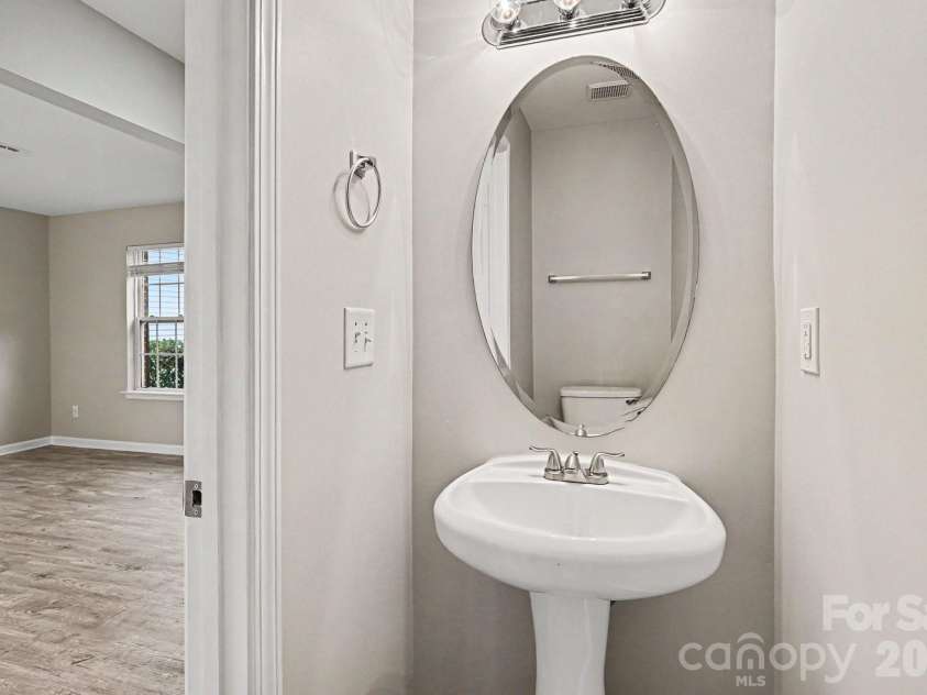 3013 Robin Terry Court, Charlotte, NC 28208.  MLS# CAR4386475, YatesRealty ID 35707. 