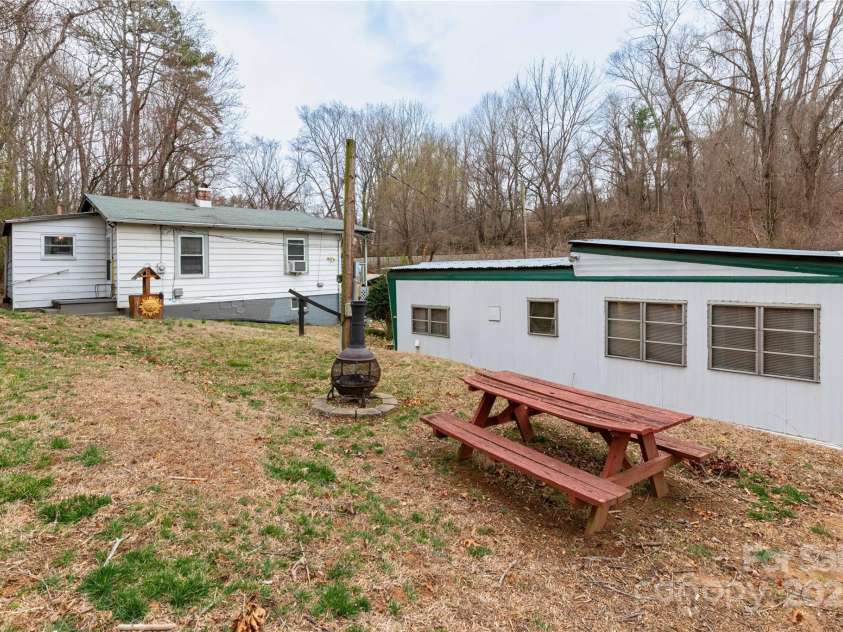 20 A&B Homewood Drive, Asheville, NC 28803.  MLS# CAR4229022, YatesRealty ID 3571. Back Yard