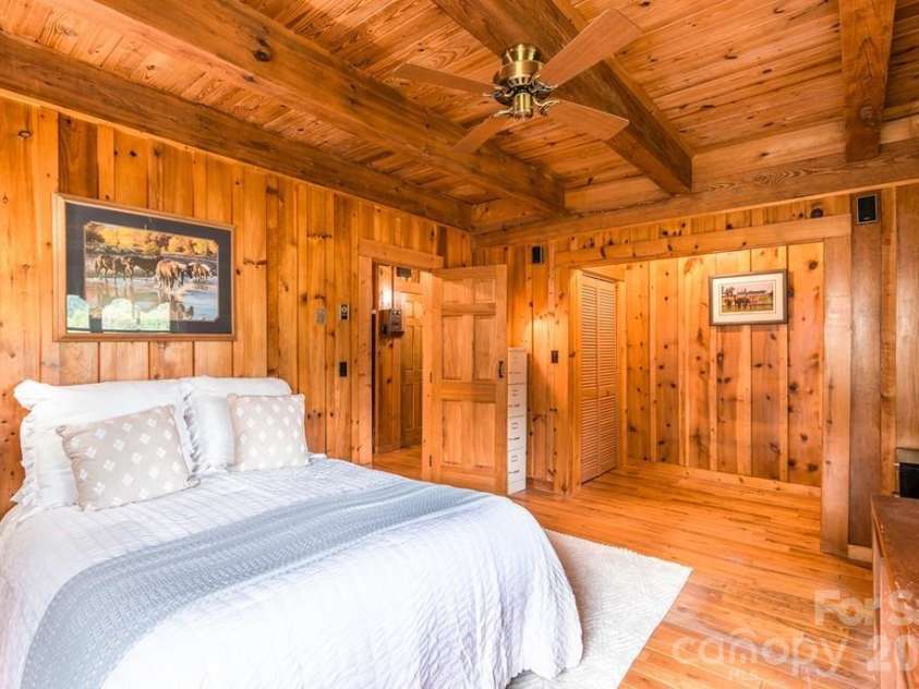 83 Daybreak Ridge, Sylva, NC 28779.  MLS# CAR4343228, YatesRealty ID 3571. 