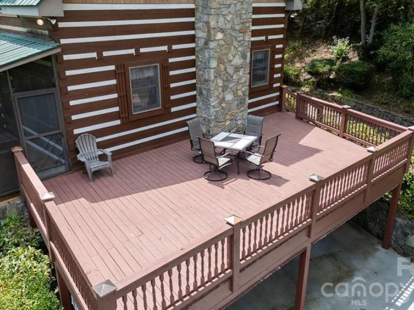 83 Daybreak Ridge, Sylva, NC 28779.  MLS# CAR4343228, YatesRealty ID 3571. 