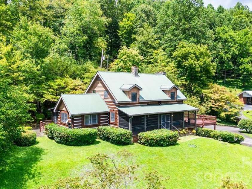 83 Daybreak Ridge, Sylva, NC 28779.  MLS# CAR4343228, YatesRealty ID 3571. 