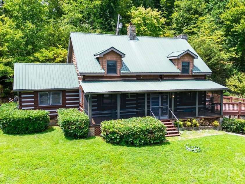 83 Daybreak Ridge, Sylva, NC 28779.  MLS# CAR4343228, YatesRealty ID 3571. 
