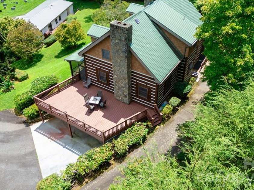 83 Daybreak Ridge, Sylva, NC 28779.  MLS# CAR4343228, YatesRealty ID 3571. 