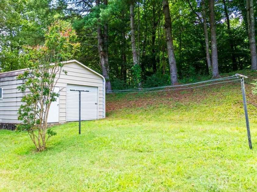 83 Daybreak Ridge, Sylva, NC 28779.  MLS# CAR4343228, YatesRealty ID 3571. 