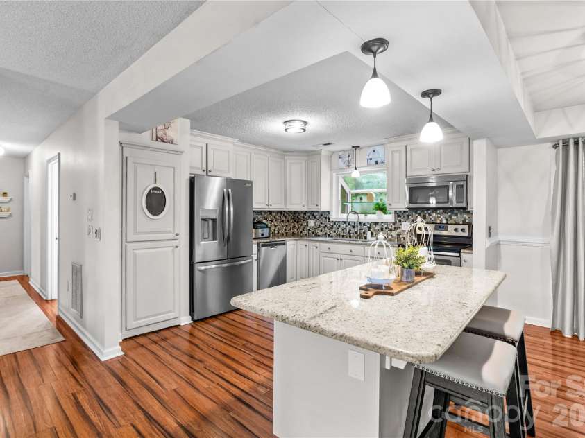 135 Chapel Court, Salisbury, NC 28147.  MLS# CAR4396622, YatesRealty ID 35713. 