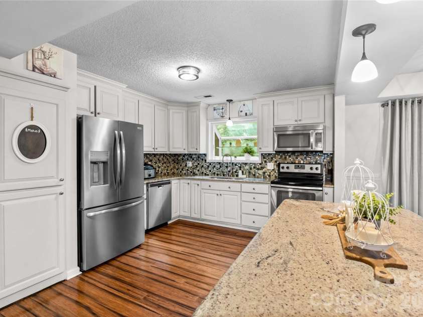 135 Chapel Court, Salisbury, NC 28147.  MLS# CAR4396622, YatesRealty ID 35713. 