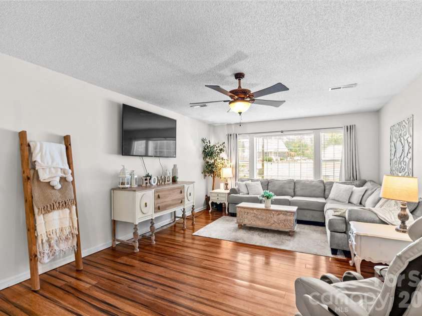 135 Chapel Court, Salisbury, NC 28147.  MLS# CAR4396622, YatesRealty ID 35713. 